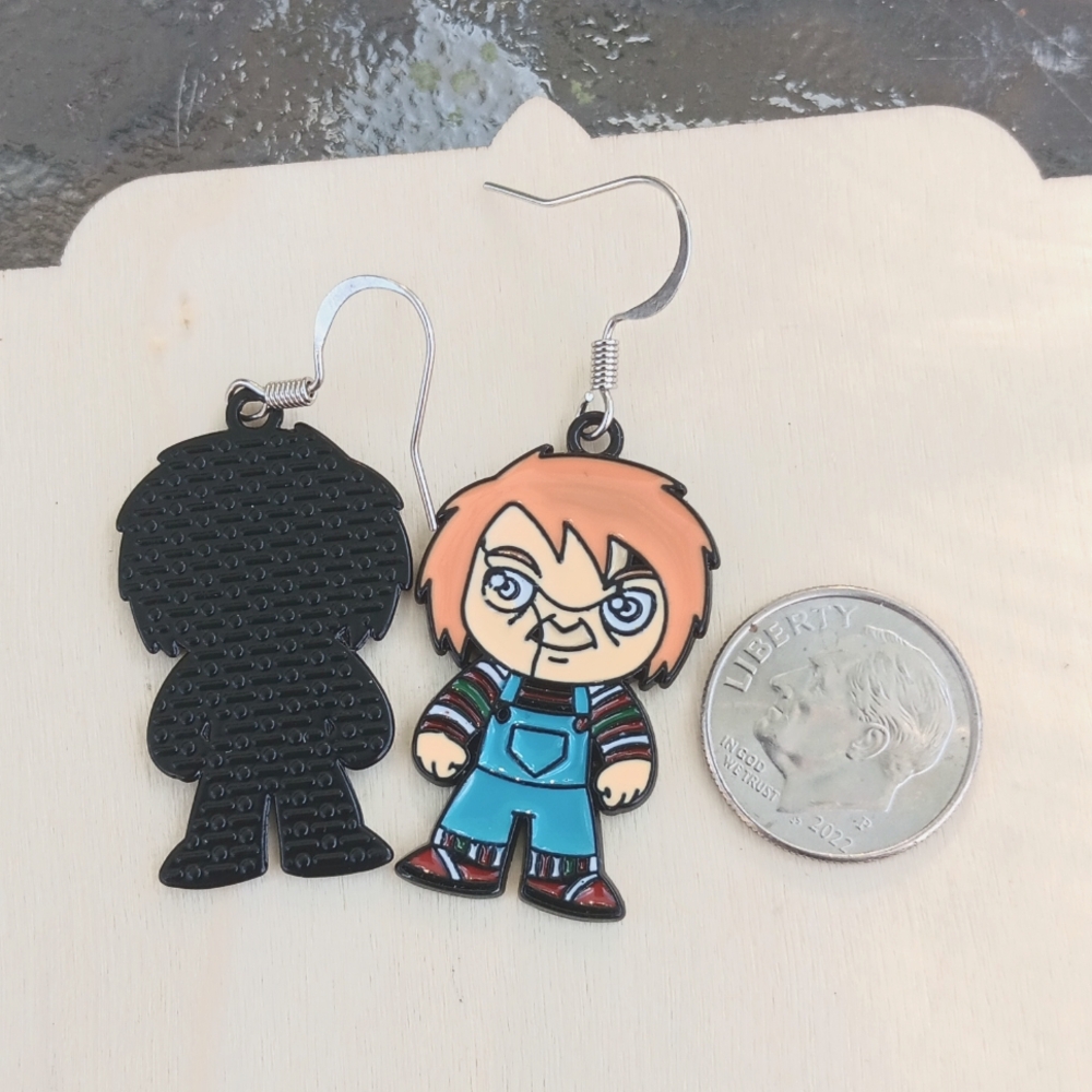 Horror Movie Earrings - Picture 5 of 5